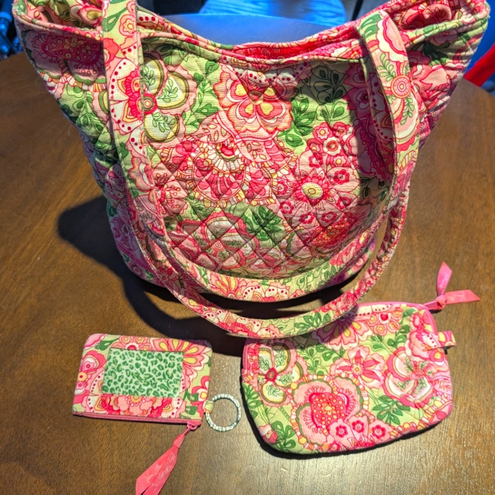 Vera Bradley purse and set